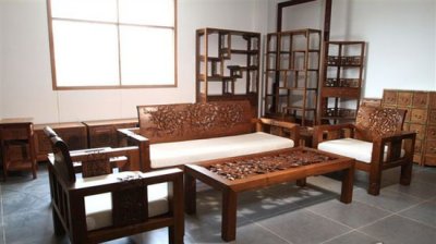 核桃木家具的優(yōu)缺點(diǎn)，核桃木家具如何保養(yǎng)?