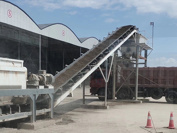 穩(wěn)定土拌合站 (6)